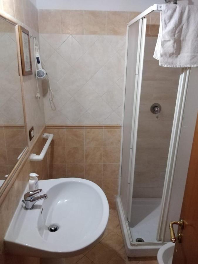 Vatican Low Cost Apartment Roma Ngoại thất bức ảnh